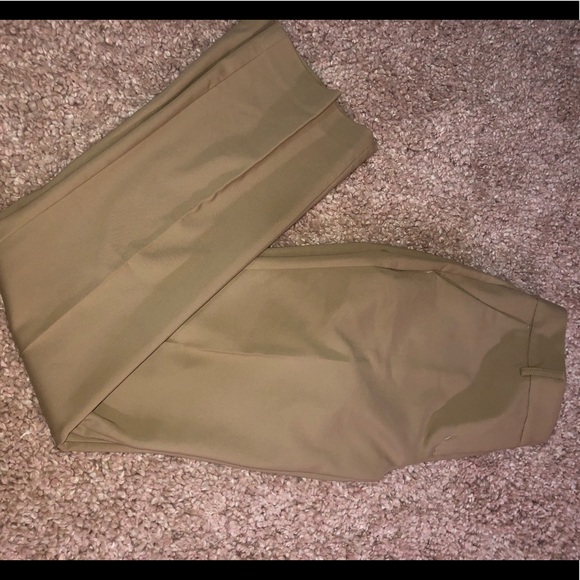 Express pants - Picture 2 of 6